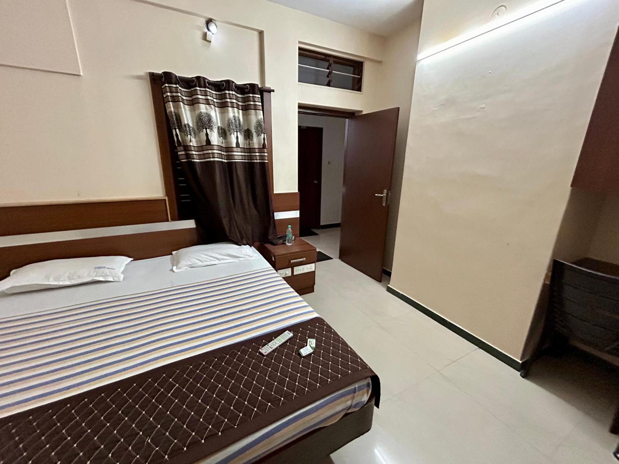 Hotel Jothi Coimbatore Dış mekan fotoğraf